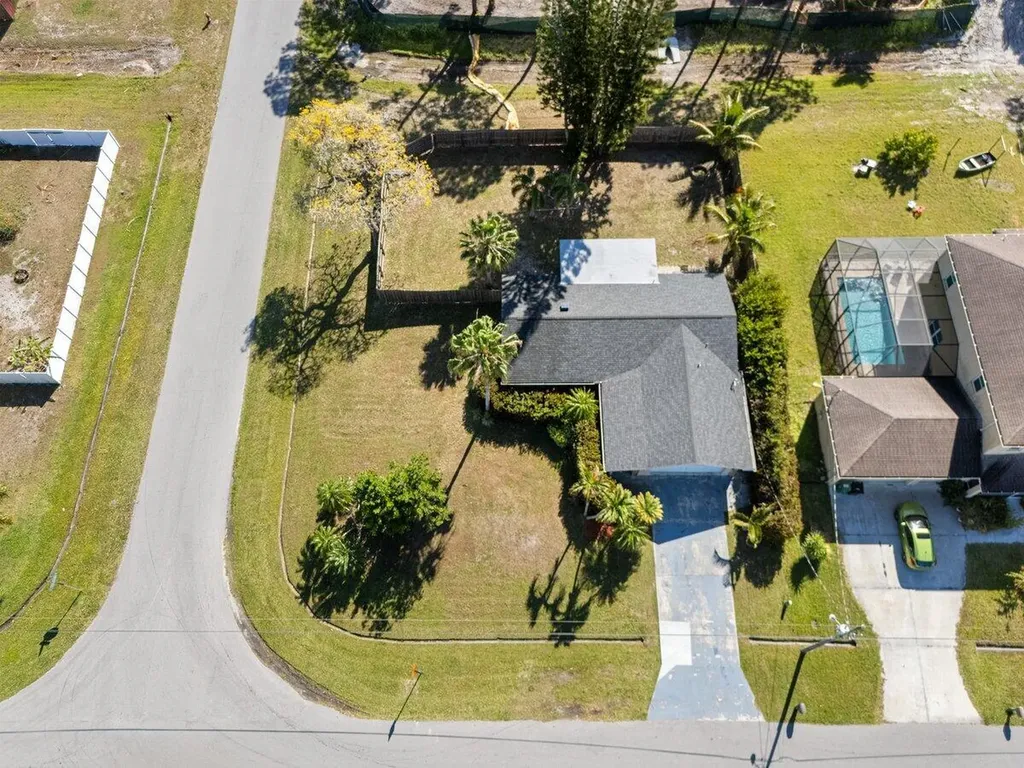2181 SW Kail Street Port St Lucie FL 34984