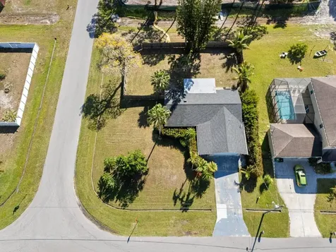 2181 SW Kail Street Port St Lucie FL 34984