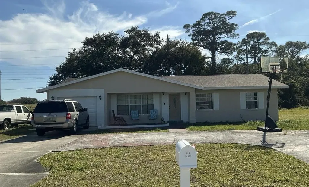 1807 Barcelona Avenue Fort Pierce FL 34946