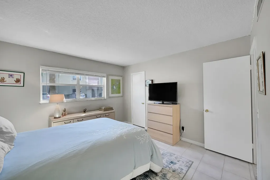 632 Snug Harbor Drive Boynton Beach FL 33435