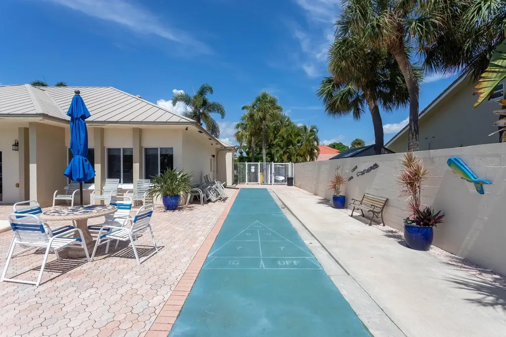 632 Snug Harbor Drive Boynton Beach FL 33435