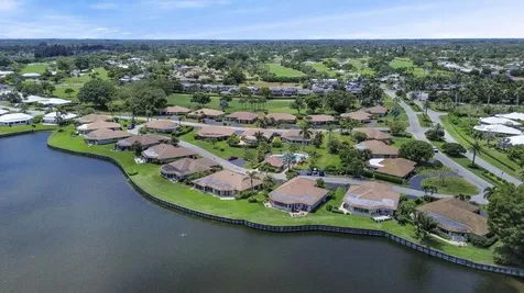 302 Cedar Key Circle Atlantis FL 33462