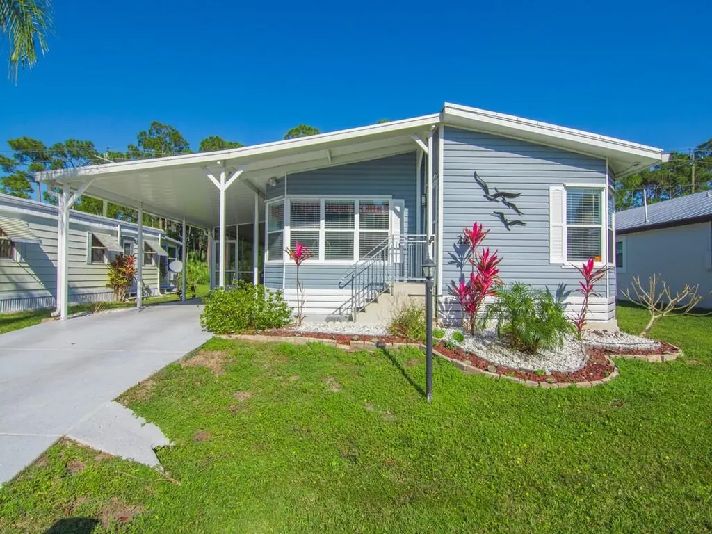 22 Mediterranean East Boulevard E Port St Lucie FL 34952