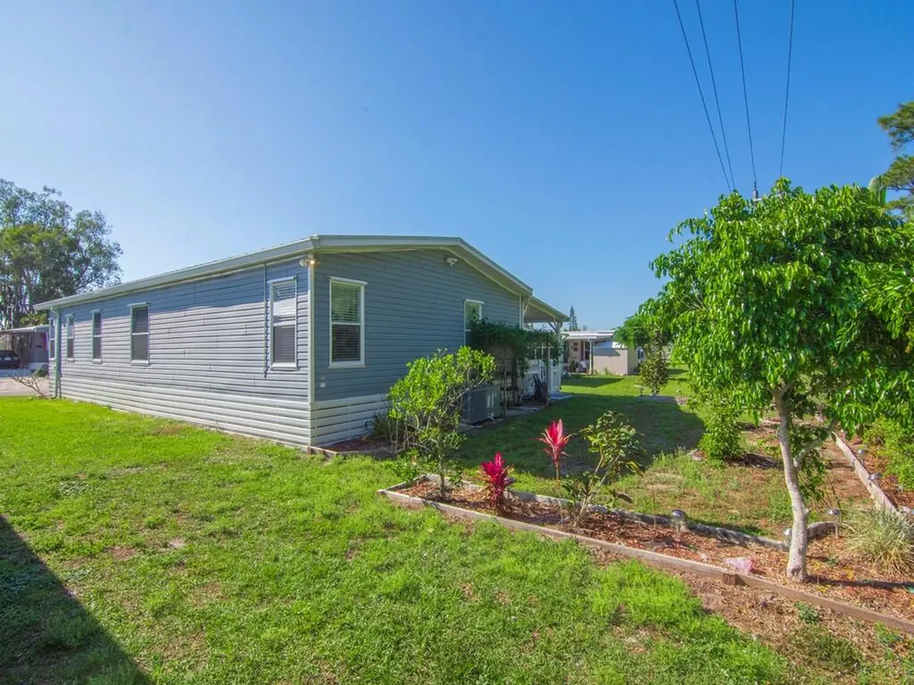 22 Mediterranean East Boulevard E Port St Lucie FL 34952