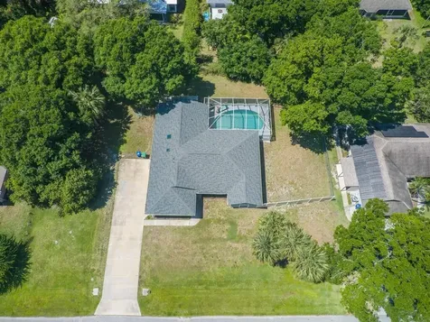 1525 Esterbrook Lane Sebastian FL 32958