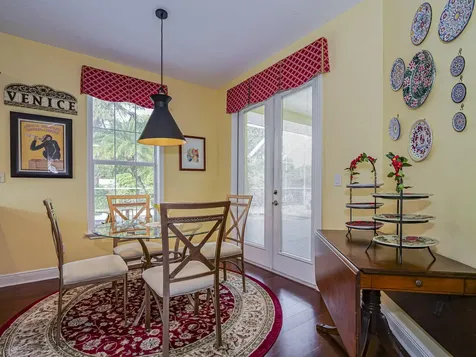 5873 Pine Ridge Circle Vero Beach FL 32967