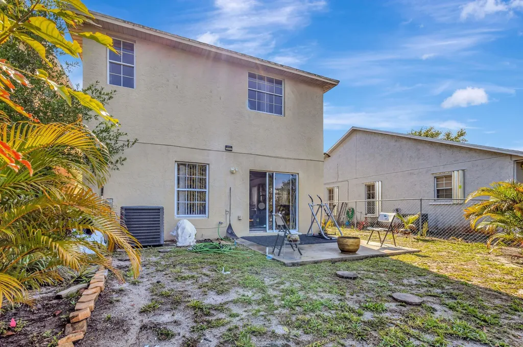 87 Pheasant Run Boulevard West Palm Beach FL 33415