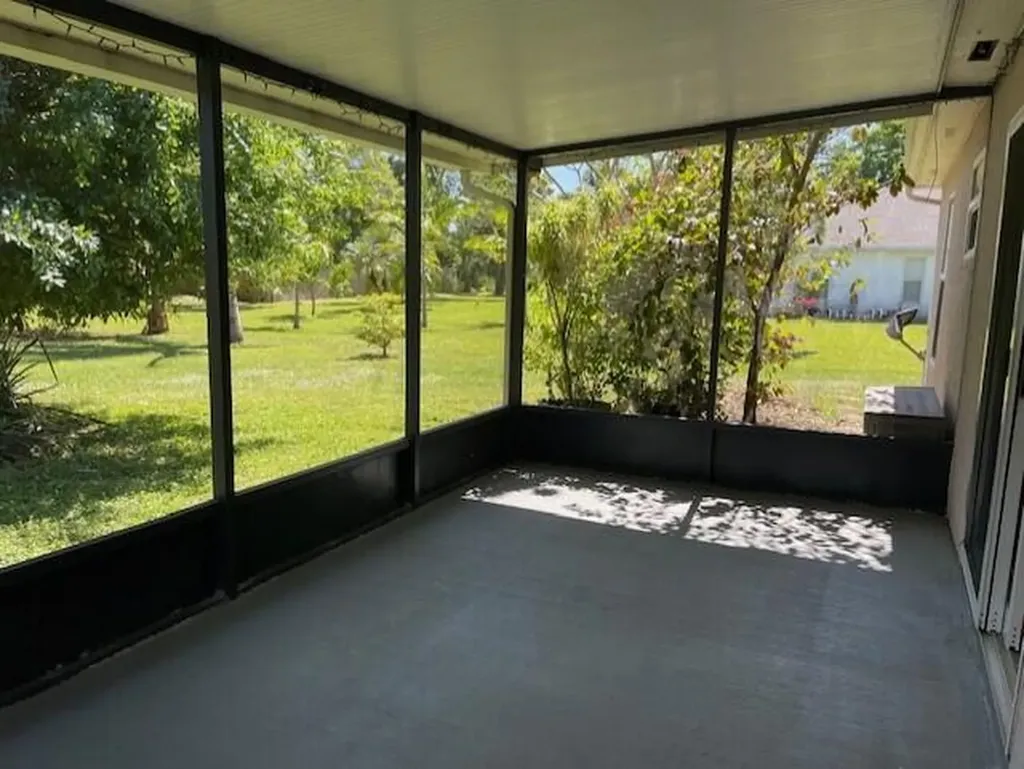 1719 SW Import Drive Port St Lucie FL 34953
