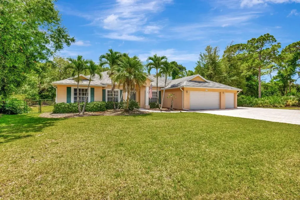 5417 Stately Oaks Street Fort Pierce FL 34981