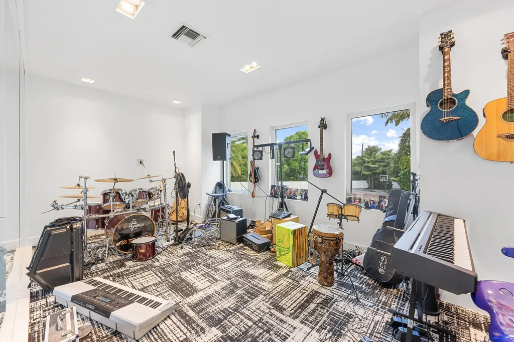 7047 San Sebastian Circle Boca Raton FL 33433
