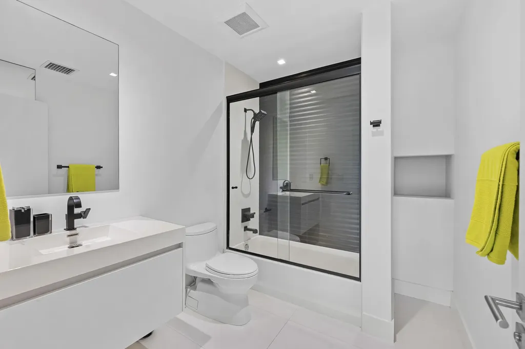 7047 San Sebastian Circle Boca Raton FL 33433