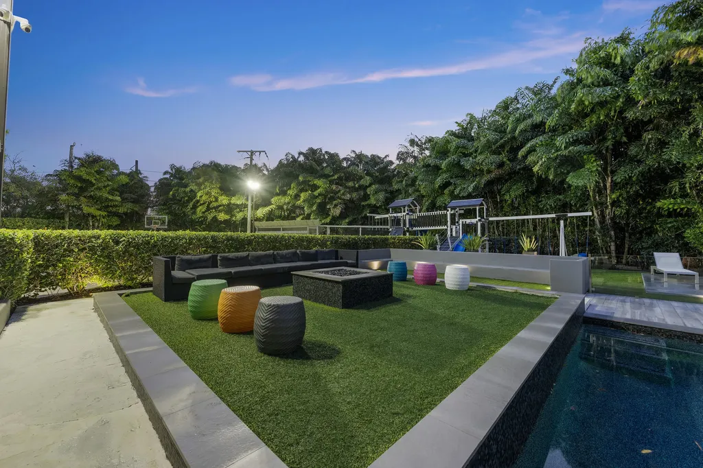 7047 San Sebastian Circle Boca Raton FL 33433