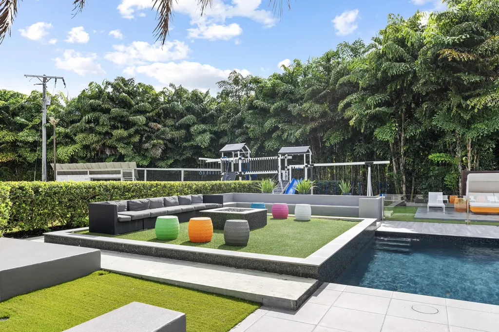 7047 San Sebastian Circle Boca Raton FL 33433