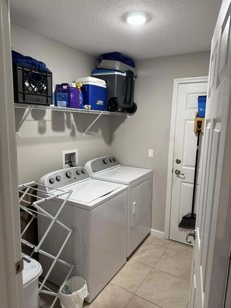 425 NW Hutchins Street Port St Lucie FL 34983