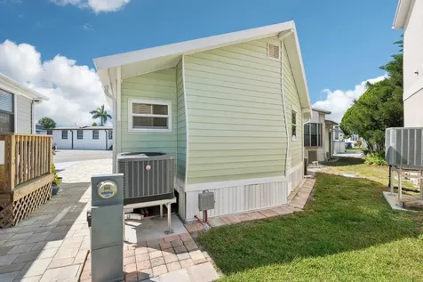 307 Nettles Boulevard Jensen Beach FL 34957