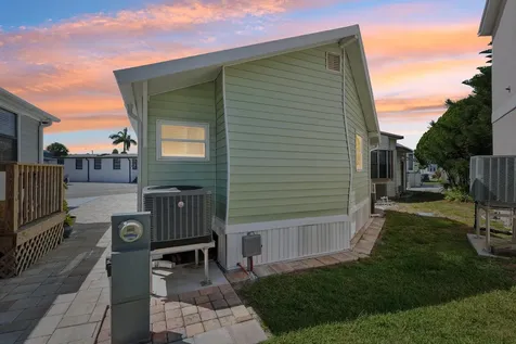 307 Nettles Boulevard Jensen Beach FL 34957