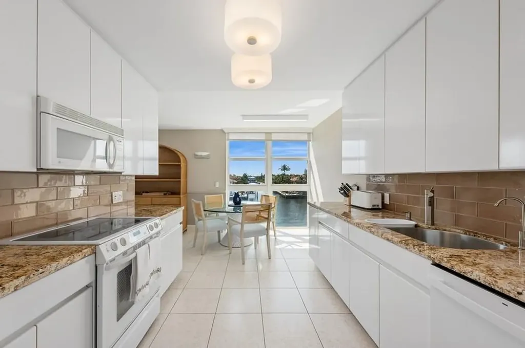 2200 S Ocean Boulevard Delray Beach FL 33483