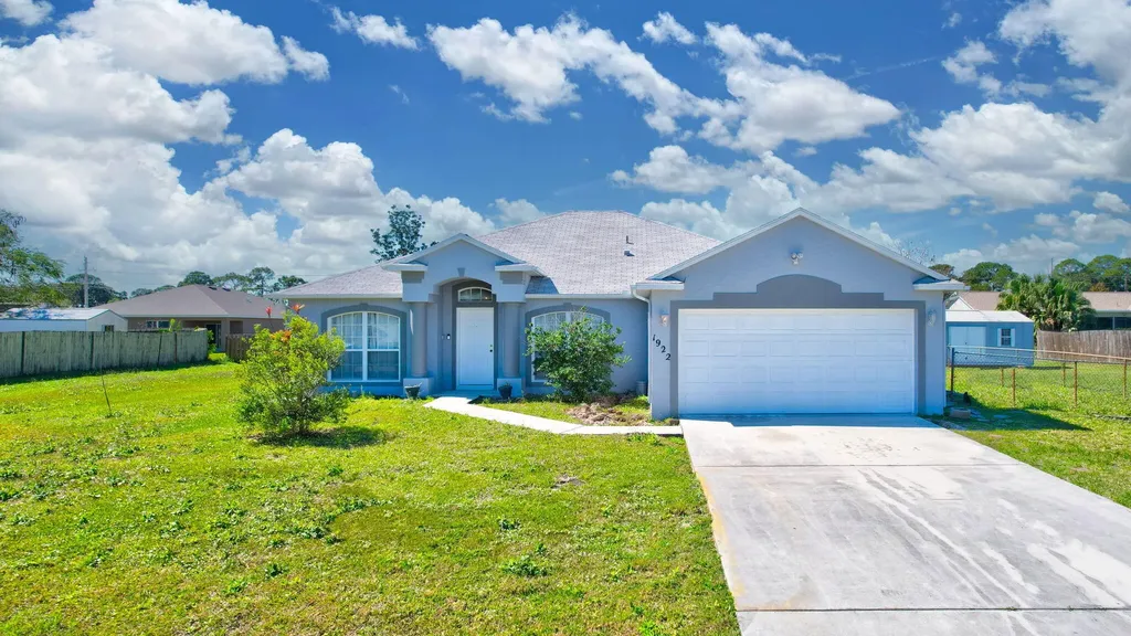 1922 SE Aires Lane Port St Lucie FL 34984
