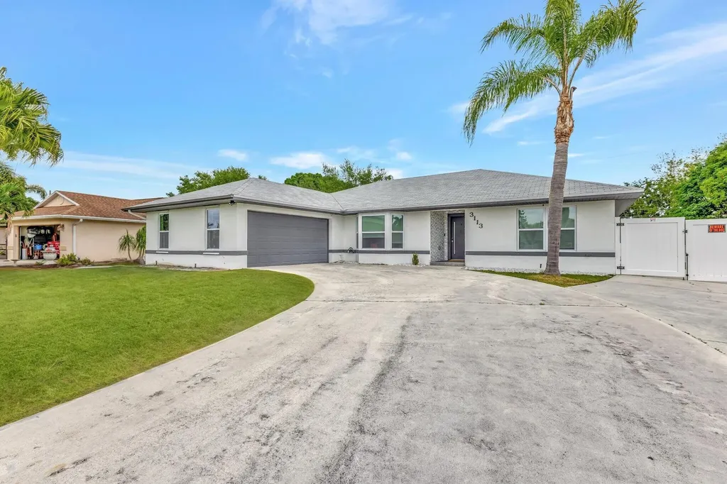 3113 SE Mall Terrace Port St Lucie FL 34984
