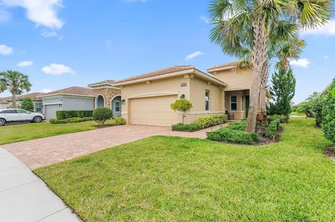 8918 SW Pepoli Way Port St Lucie FL 34987