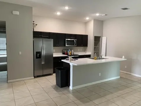 872 SE Chaloupe Avenue Port St Lucie FL 34983