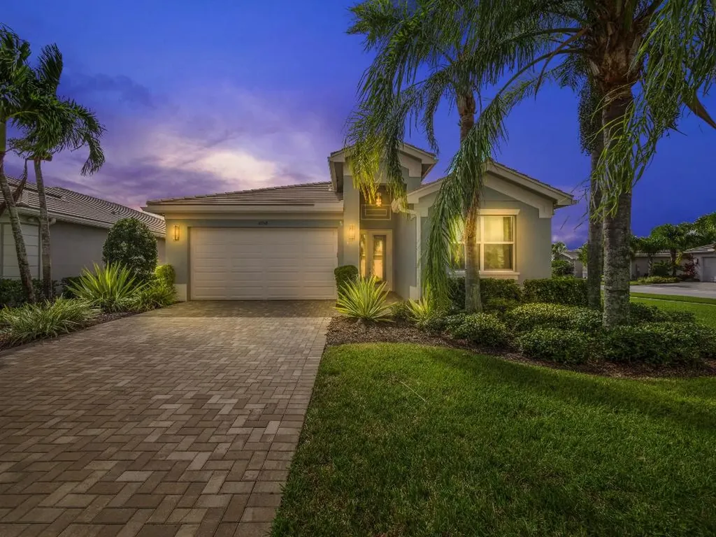 10748 SW Matisse Lane Port St Lucie FL 34987