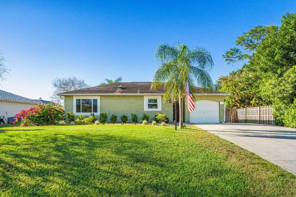 925 Jamaica Avenue Sebastian FL 32958
