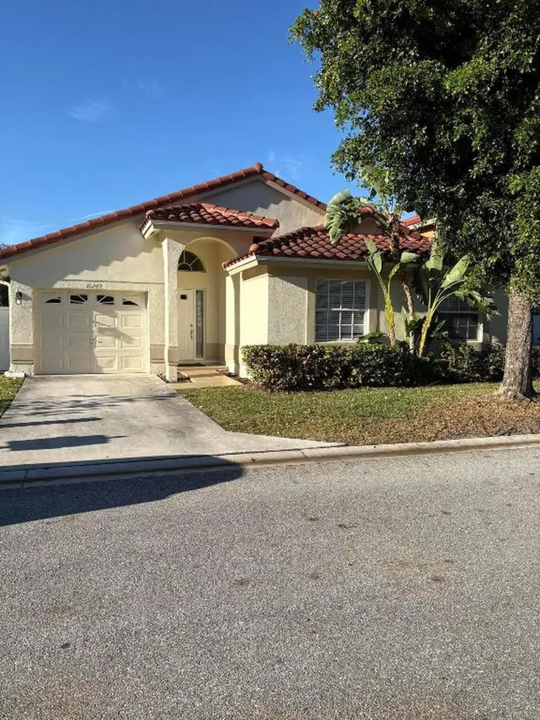 10749 Cypress Lake Terrace Boca Raton FL 33498