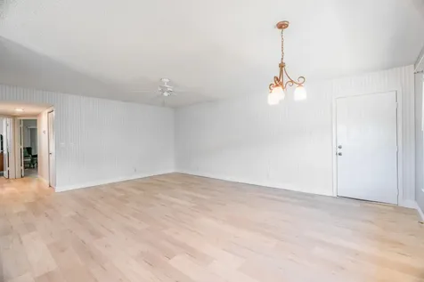 450 SW South River Drive Stuart FL 34997