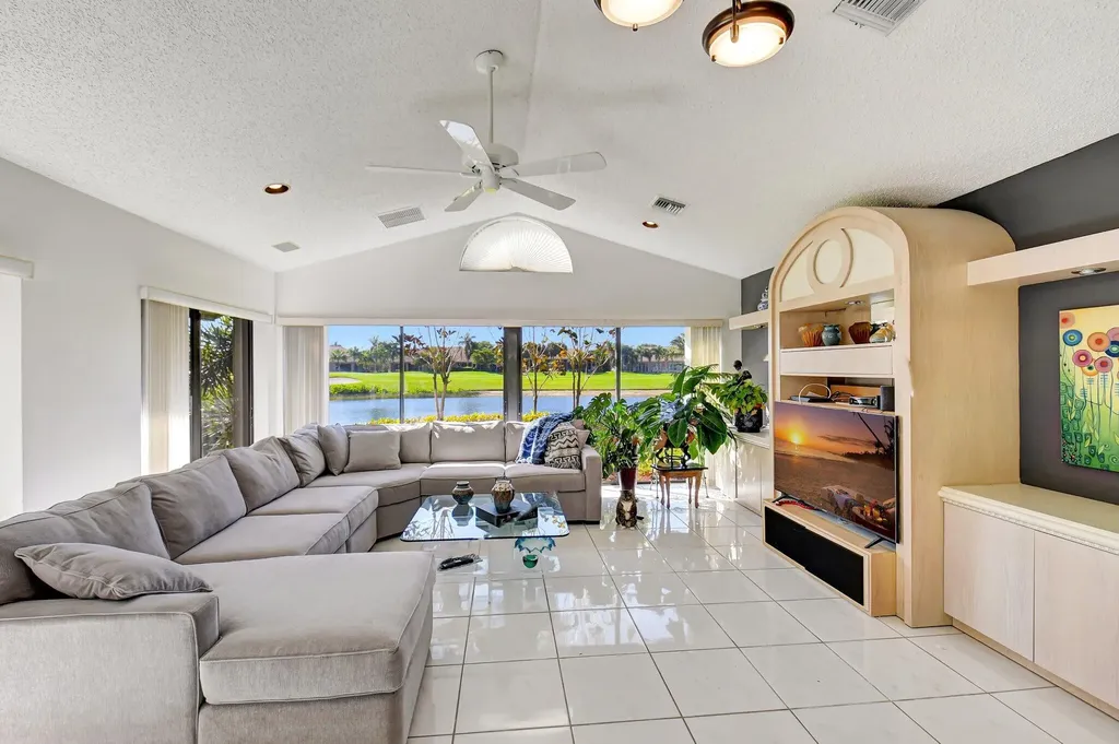 6964 Bitterbush Place Boynton Beach FL 33472
