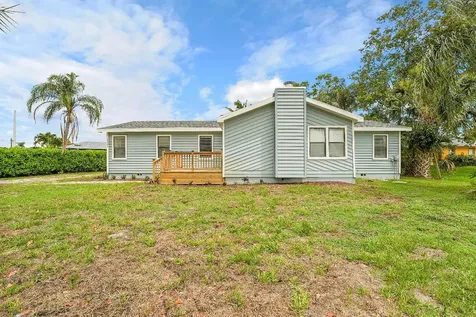 1701 SE Floresta Drive Port St Lucie FL 34983