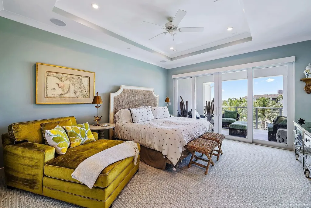 110 Water Club Court N North Palm Beach FL 33408