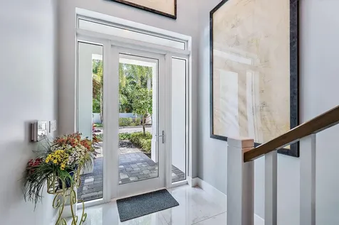 110 Water Club Court N North Palm Beach FL 33408