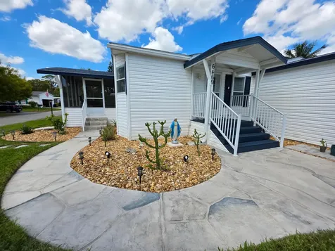 6469 Cypress Lane Lantana FL 33462