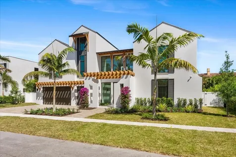 880 NE 3rd Avenue Boca Raton FL 33432