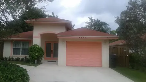 4885 Lincoln Road Delray Beach FL 33445