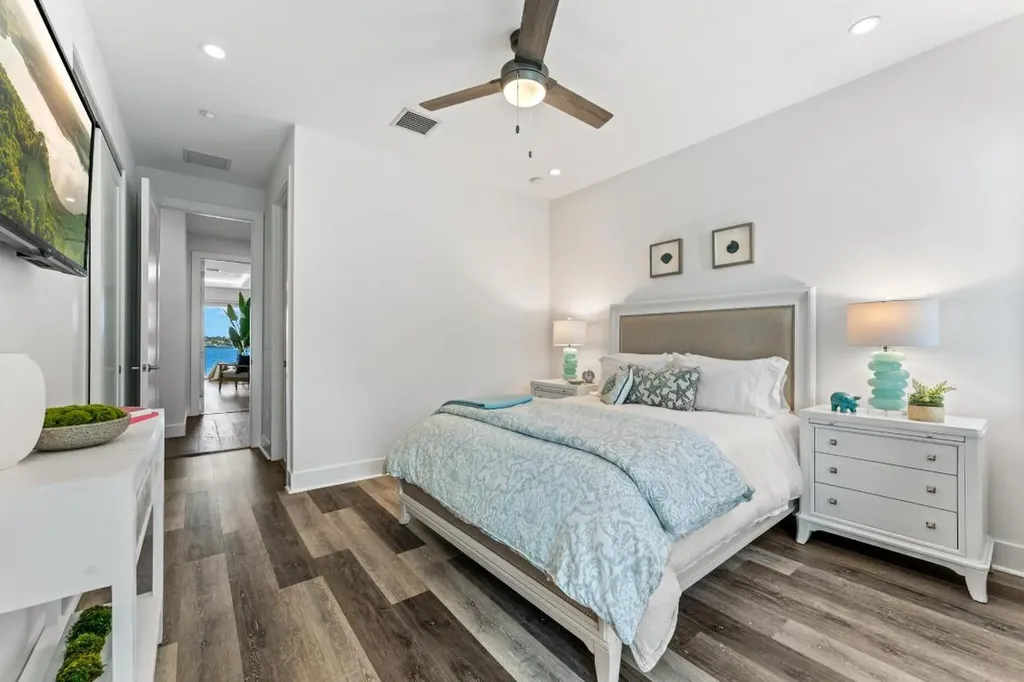 100 Water Club Court N North Palm Beach FL 33408