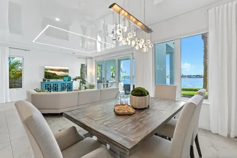 100 Water Club Court N North Palm Beach FL 33408