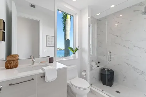 100 Water Club Court N North Palm Beach FL 33408