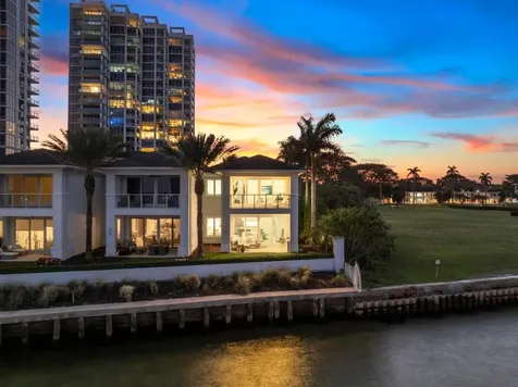 100 Water Club Court N North Palm Beach FL 33408