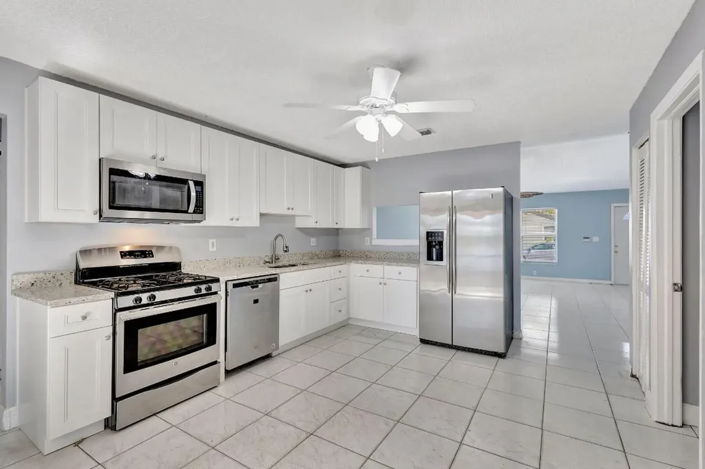 5557 Priscilla Lane Lake Worth FL 33463