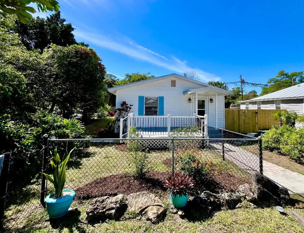 3505 3rd Street Vero Beach FL 32968