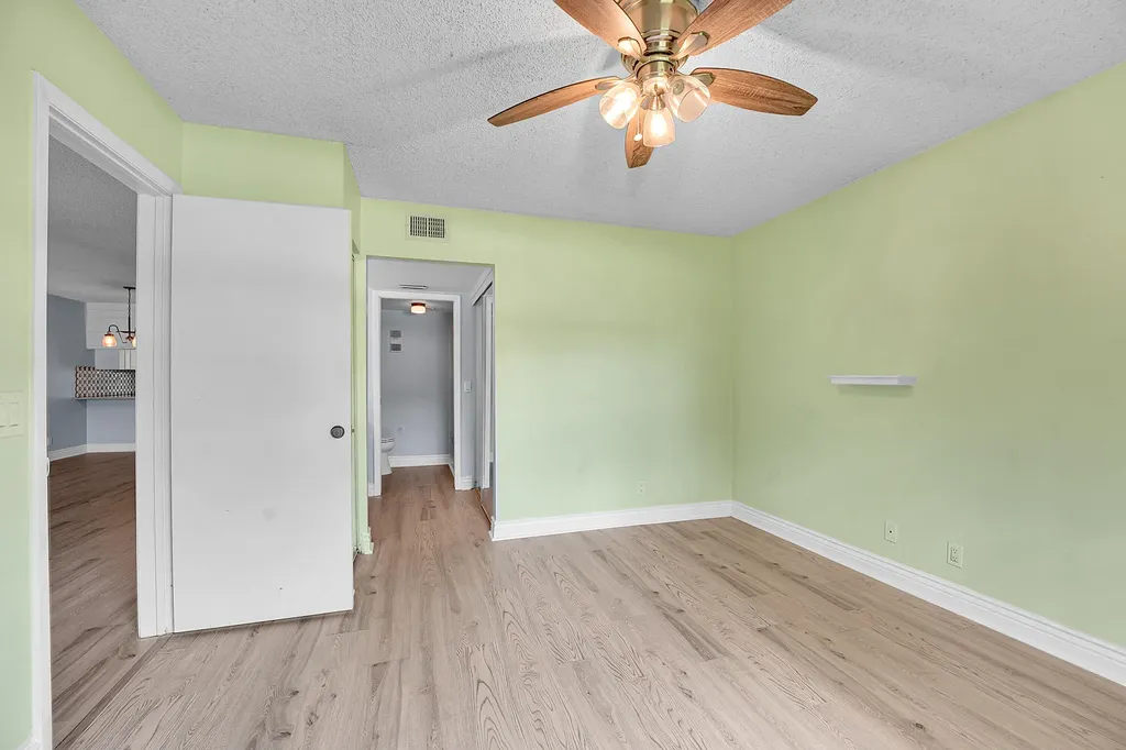 2301 Sabal Ridge Court Palm Beach Gardens FL 33418