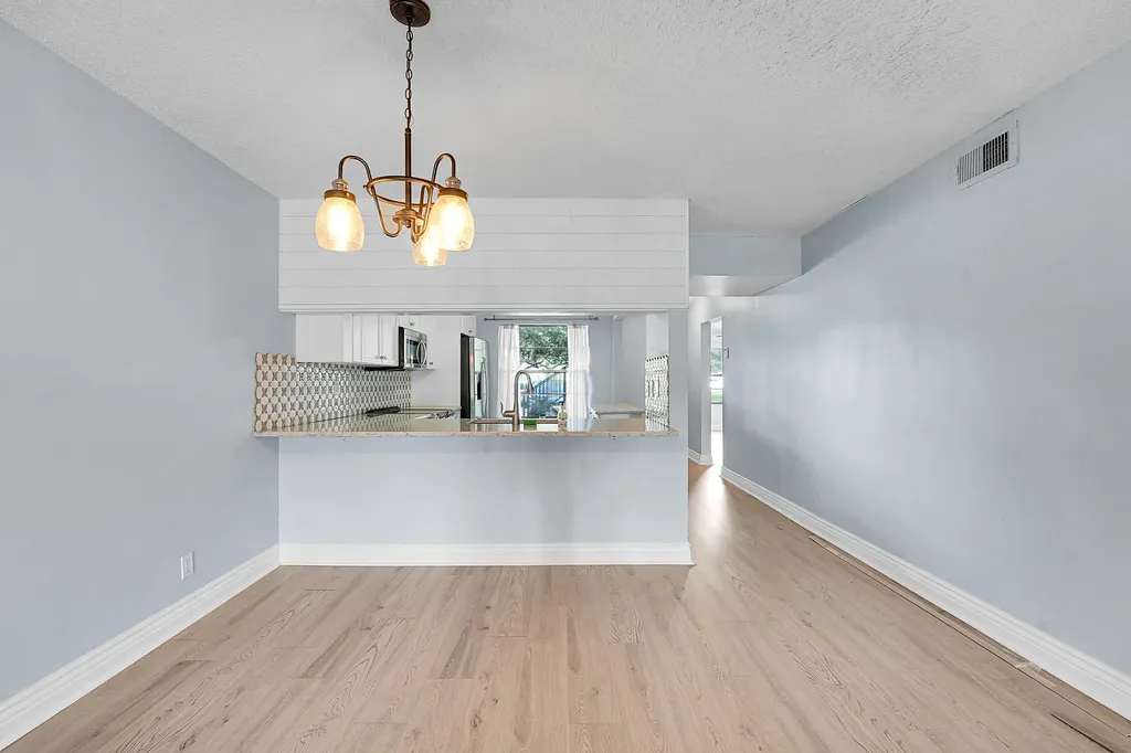2301 Sabal Ridge Court Palm Beach Gardens FL 33418