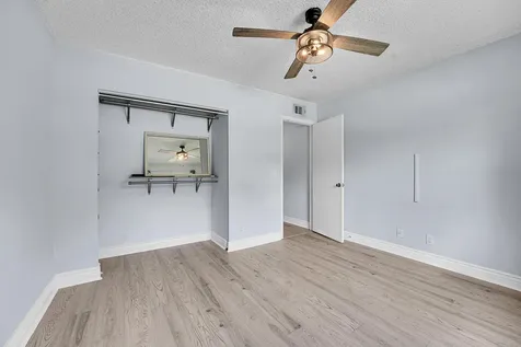 2301 Sabal Ridge Court Palm Beach Gardens FL 33418