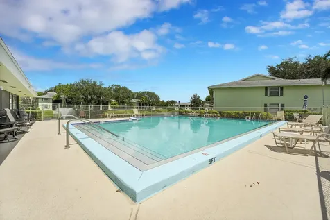 2301 Sabal Ridge Court Palm Beach Gardens FL 33418