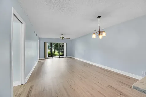 2301 Sabal Ridge Court Palm Beach Gardens FL 33418