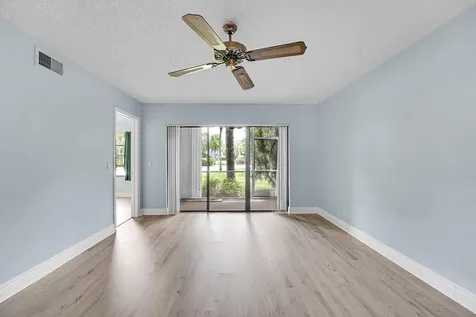 2301 Sabal Ridge Court Palm Beach Gardens FL 33418