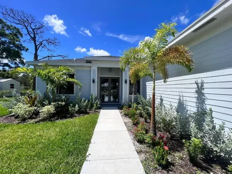 122 NW Dorchester Street Port St Lucie FL 34983