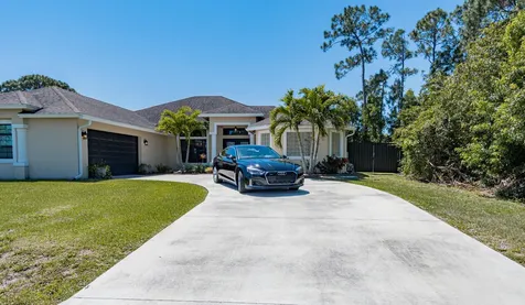 1450 SW Hackensack Avenue Port St Lucie FL 34953